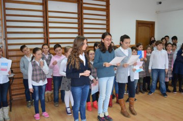 Spectacol în limba franceză la Şcoala “Gheorghe Ţiţeica”